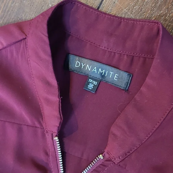 🦋 Dynamite Long Sleeve Dress - Picture 6 of 9